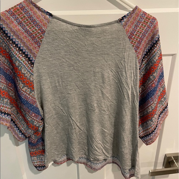 Shirt - Picture 2 of 3